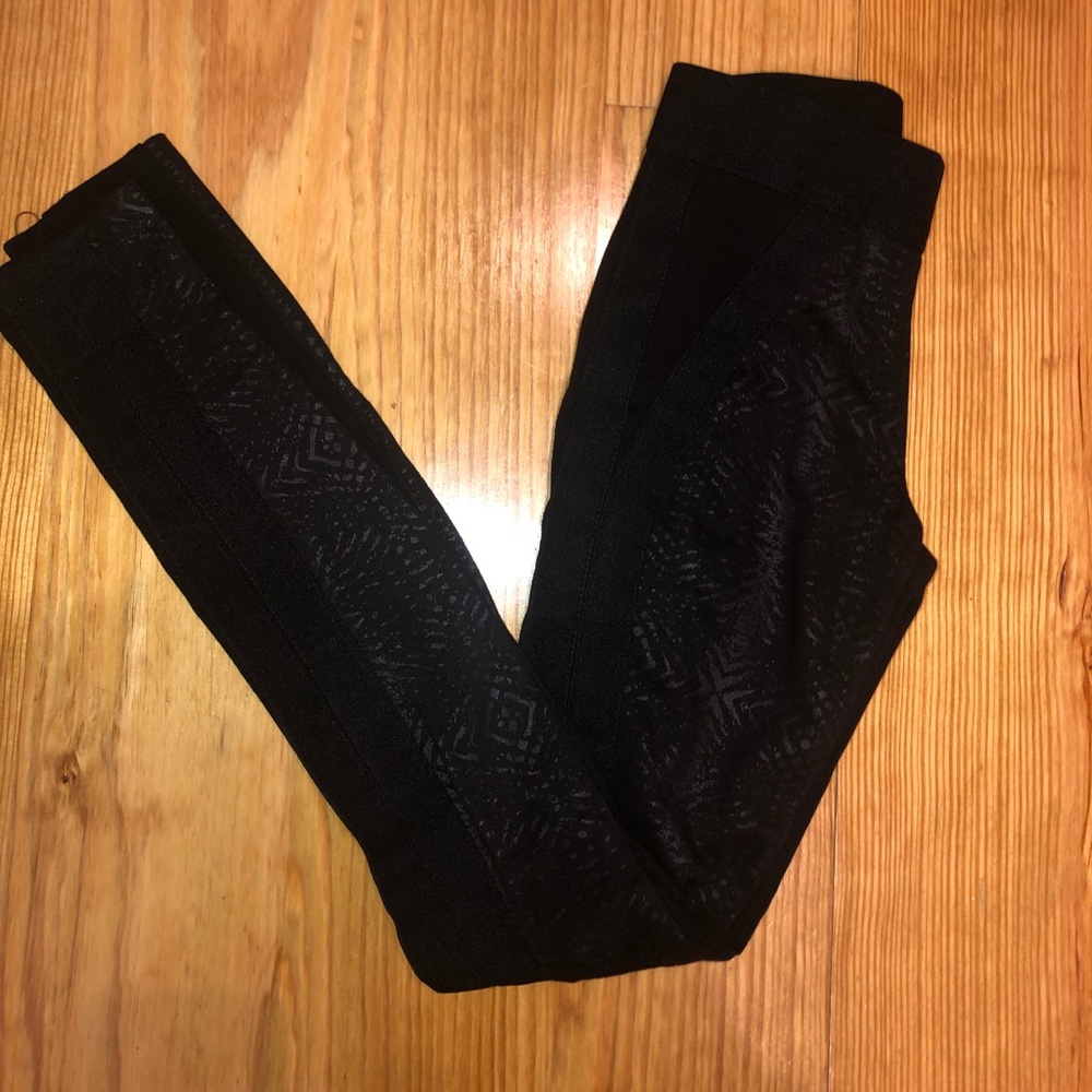 Jessica Simpson leggings